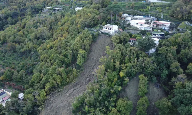 Българка е сред жертвите на свлачището на италиански остров - Tribune.bg