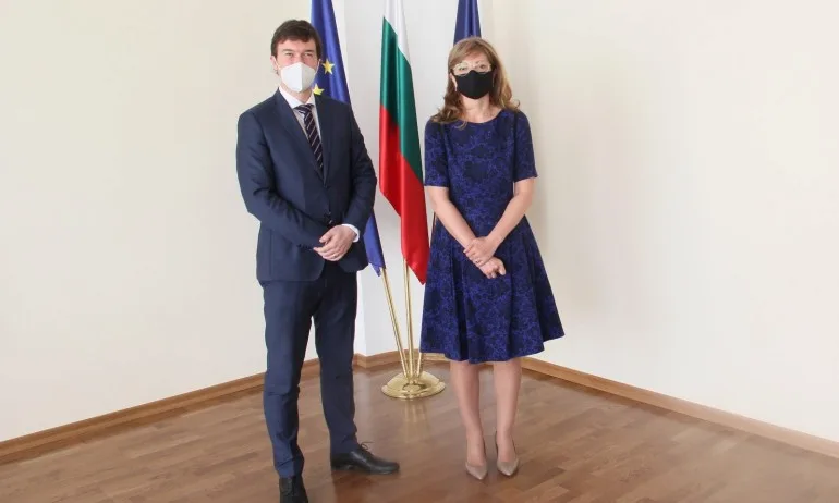 България потвърди подкрепата си за Чехия по повод незаконните руски действия срещу нейния суверенитет - Tribune.bg