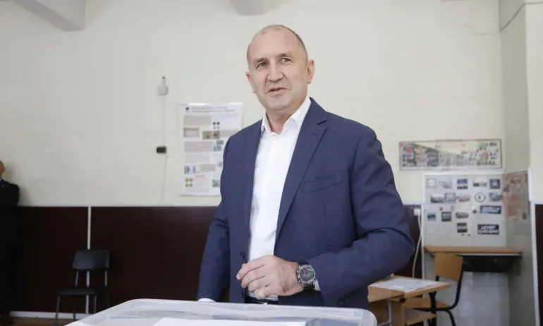 Румен Радев: Олигархията губи контрол, легитимността на институциите произтича от вота - Tribune.bg
