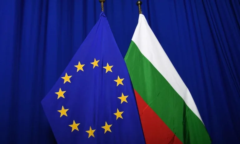 Българите са с устойчиви проевропейски нагласи, сочи изследване на европейските ценности у нас - Tribune.bg