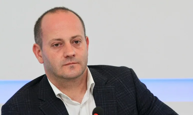 Гласовете Не подкрепям никого изпращат Радан Кънев в Европарламента - Tribune.bg