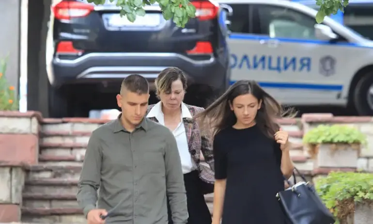 Условна присъда и глоба от 200 лева за Калина Сакскобургготска - Tribune.bg