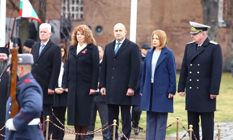 Радев: Народ, който допусне да подменят историята му, е обречен да загуби свободата си - Tribune.bg
