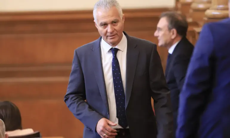 ДАНС разследва от януари тримата задържани българи във Великобритания - Tribune.bg