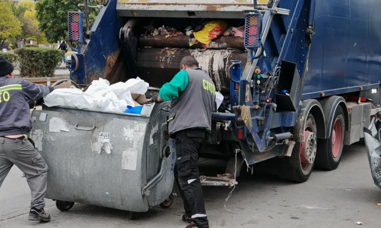 Дронове следят сметоизвозването в столичните райони Красно село и Люлин - Tribune.bg