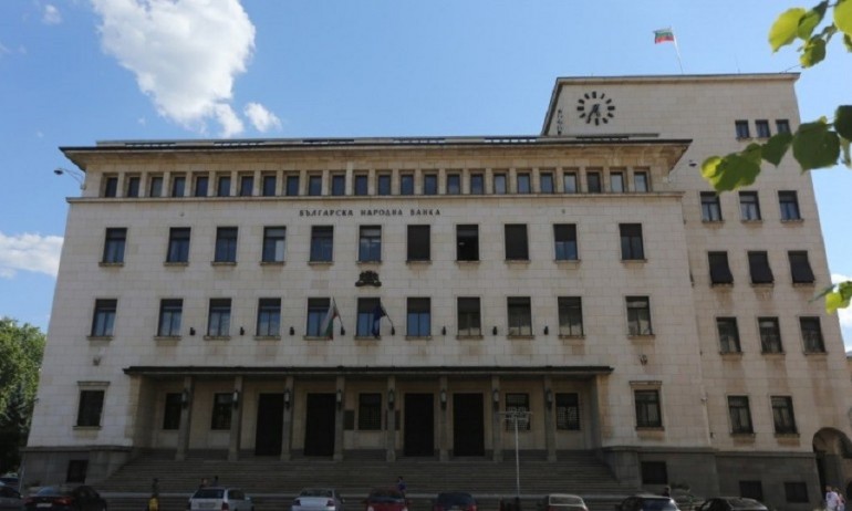 БНБ предупреждава банките за риск при заемите - Tribune.bg