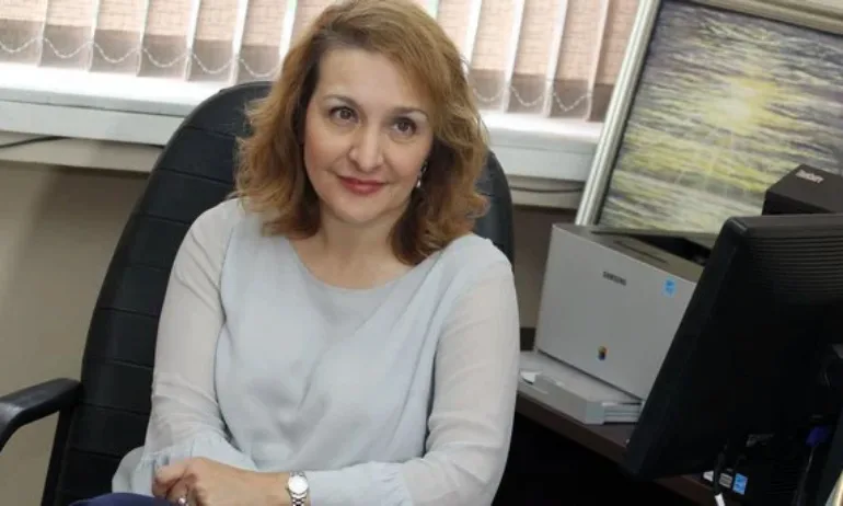 Проф. Антоанета Христова: Двукамерен парламент и вдигане на прага за влизане в Народното събрание - Tribune.bg