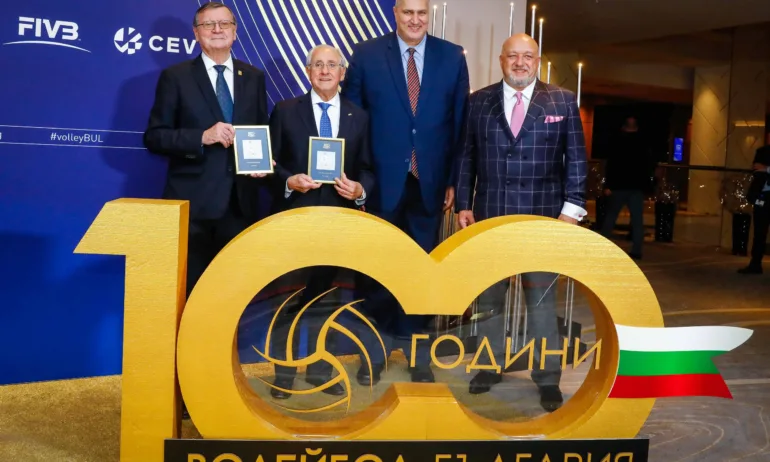 Красен Кралев се срещна с шефовете на световния и европейския волейбол - Tribune.bg