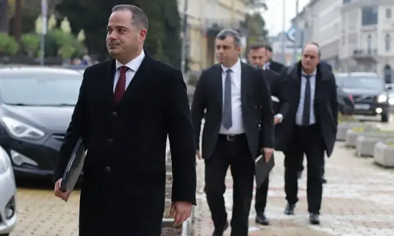 МВР към ген. Атанасов: Умишлено внушавате, че полицията е отговорна за многото недействителни гласове - Tribune.bg