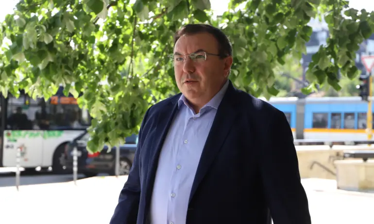 Костадин Ангелов: Проф. Хинков аз не Ви разчистих като бях министър - Tribune.bg