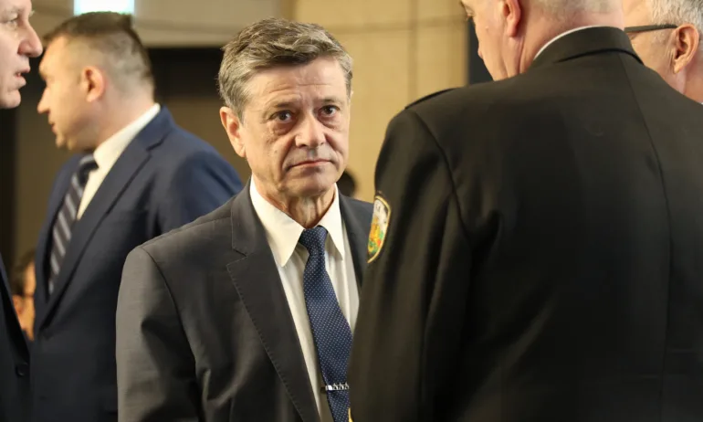 Ген. Попов: Приключи битката за съхранение на бойната ни авиация - Tribune.bg