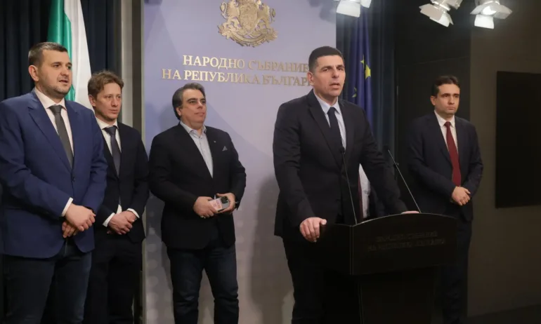 ПП-ДБ поиска оставката на шефа на ДАНС Деньо Денев заради случая Петрохан - Tribune.bg