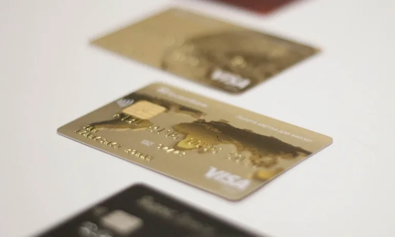 В 12 без 5: Депутатите отнеха възможността за проверка на кредитното досие при теглене на кредит - Tribune.bg