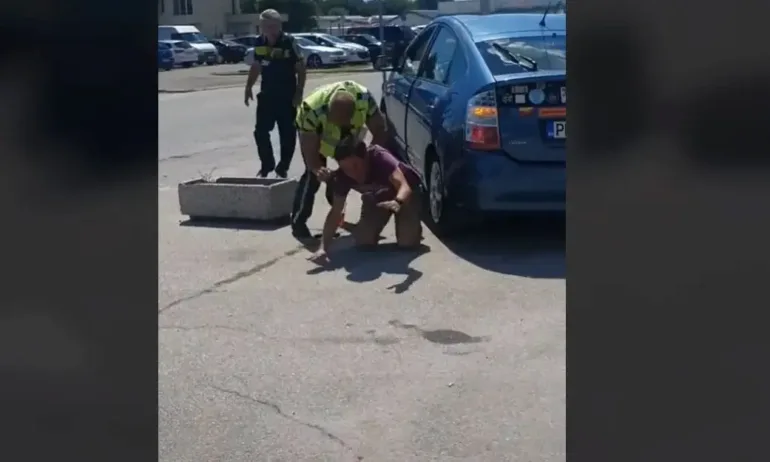 Дрогиран водач с 63 акта и 47 фиша катастрофира пред КАТ-Пловдив, полицаи го вади като чупи стъклото с камък (ВИДЕО) - Tribune.bg