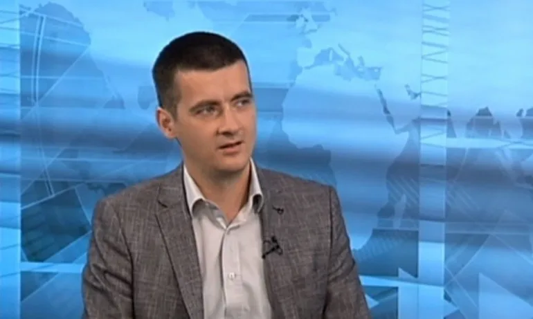 Боян Хаджиев: Никой няма интерес от голяма война с Иран - Tribune.bg