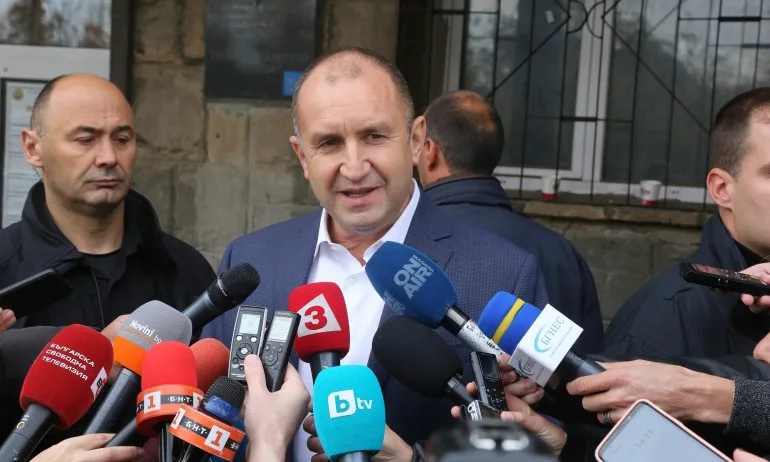 Румен Радев: Няма български емигранти във Франция, българските граждани са граждани на Обединена Европа - Tribune.bg