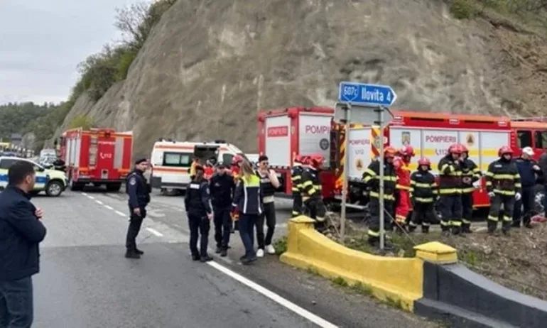 МВнР не дава информация българин ли е починалият шоьор на микробуса, паднал в р. Дунав в Румъния - Tribune.bg