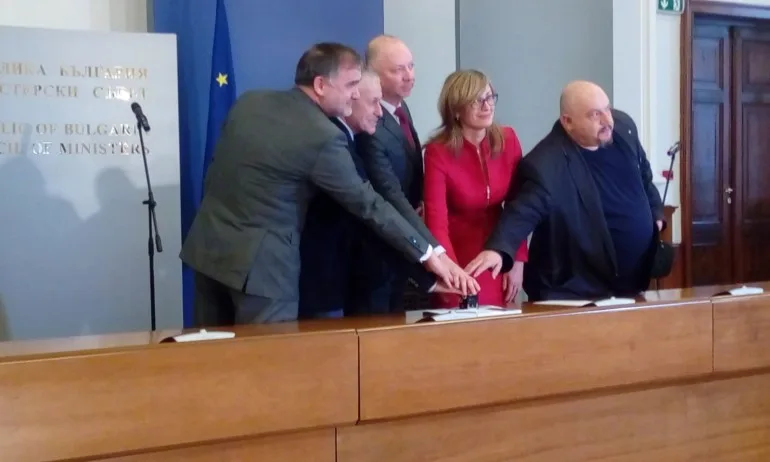 Захариева: Откакто сме част от НАТО, БВП нараства над три пъти - Tribune.bg