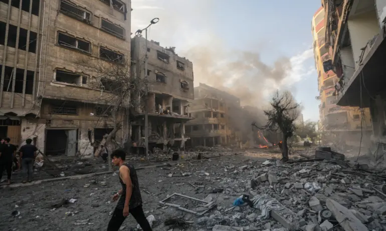 Сирийски медии: Израелски удари са извадили от строя летищата в Дамаск и Алепо - Tribune.bg