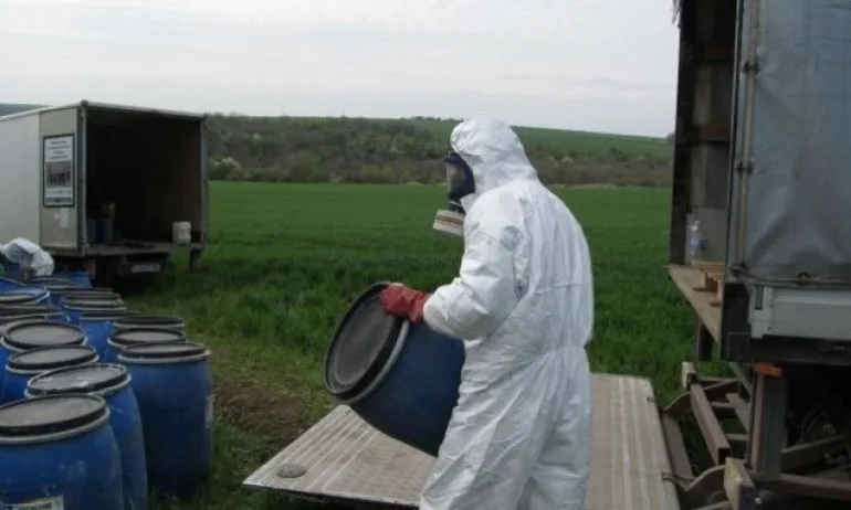 След проверката на МОСВ и прокуратурата: Унищожават над 24 тона стари пестициди във Варненско - Tribune.bg
