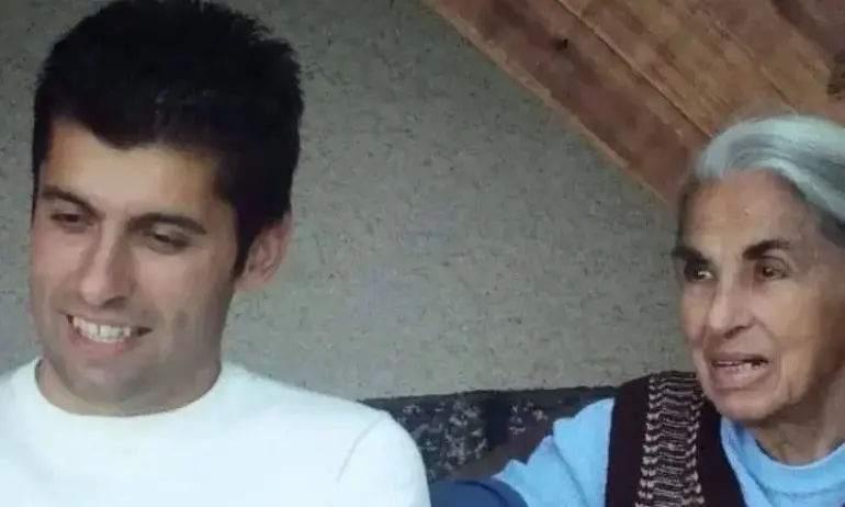 Петков подхванал лакардиите за баба си, при него лъжата е художествена измислица - Tribune.bg