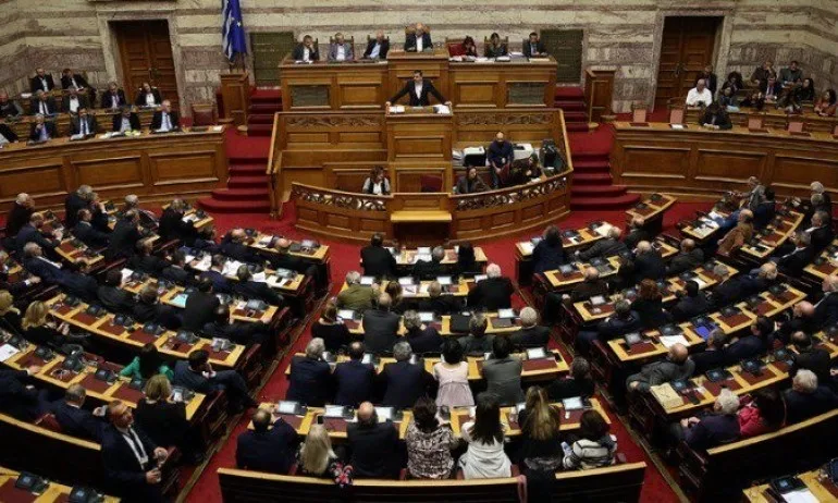 Първи следкризисен бюджет в Гърция - Tribune.bg