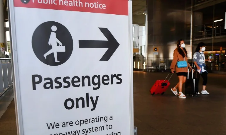 Белгия, Италия и Нидерландия забраниха полетите от Великобритания заради новия щам на Covid-19 - Tribune.bg