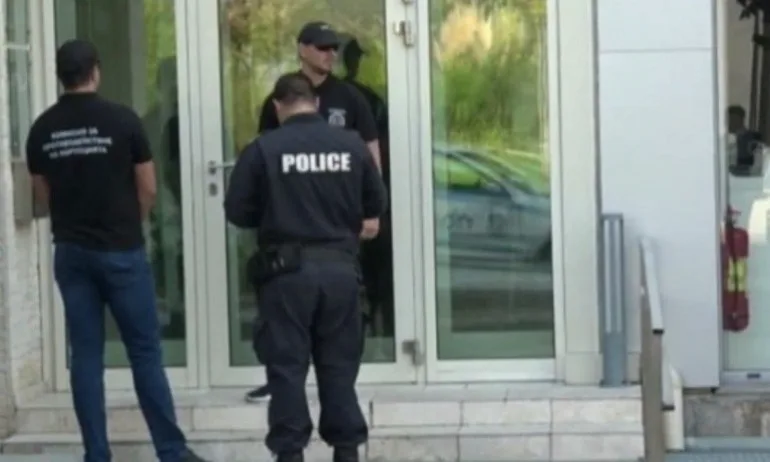 Проверяват сигнал за купуване на гласове в Горна Оряховица - Tribune.bg