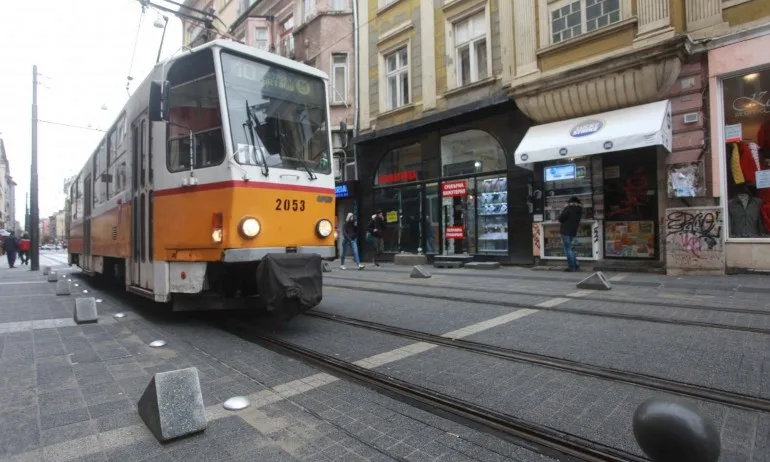 Комисията за безопасност на движението ще разгледа утре проекта за подмяна на ограничителите на Графа - Tribune.bg