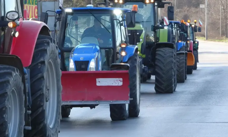 Четвърти ден: Земеделците продължават протестите и преговорите - Tribune.bg