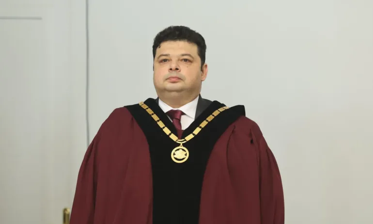 Орлин Колев положи клетва като конституционен съдия - Tribune.bg