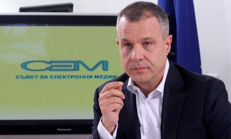 Дисидент начело на БНТ – кой е Емил Кошлуков? - Tribune.bg