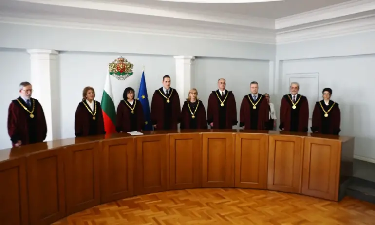 Неофициално: Другата седмица Конституционният съд се произнася за промените в Конституцията - Tribune.bg