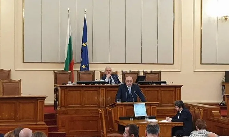 Кралев: Финансираме домакинства, които носят позитиви за спорта и страната - Tribune.bg