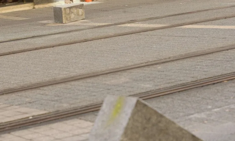 Общината подменя ограничителите по улица Граф Игнатиев - Tribune.bg