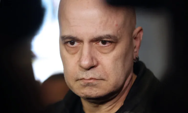 Слави Трифонов поиска оставката на Васил Терзиев след пресконференцията за случая Петрохан-Околчица - Tribune.bg