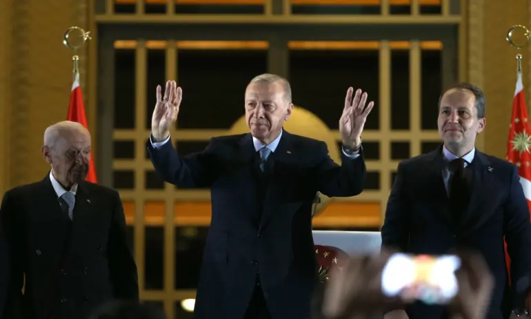 Ердоган след спечелване на третия мандат: Не съм само аз победител, а цяла Турция - Tribune.bg