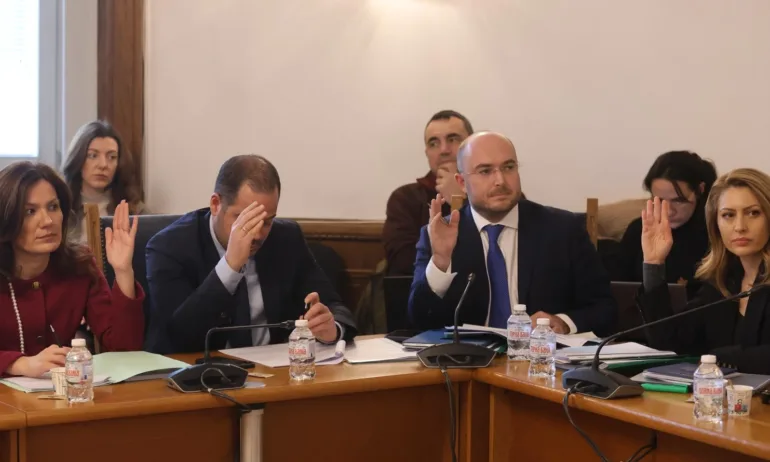 Правната комисия прие възможност да се спре изборът на Сарафов за главен прокурор - Tribune.bg