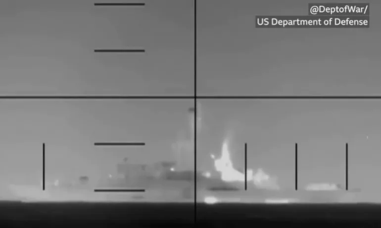 Атака с торпедо: Американска подводница е потопила ирански военен кораб - Tribune.bg