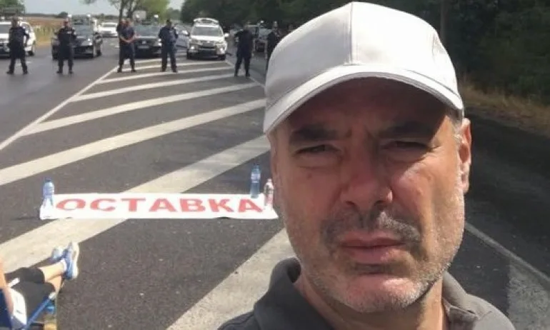 Старозагорски протестъри недоволни: Манолова наредила листата в областта - Tribune.bg