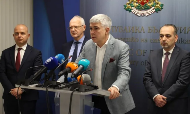 Енегрийният министър настоява за постоянен механизъм за компенсации за бизнеса, който да се активира автоматично - Tribune.bg