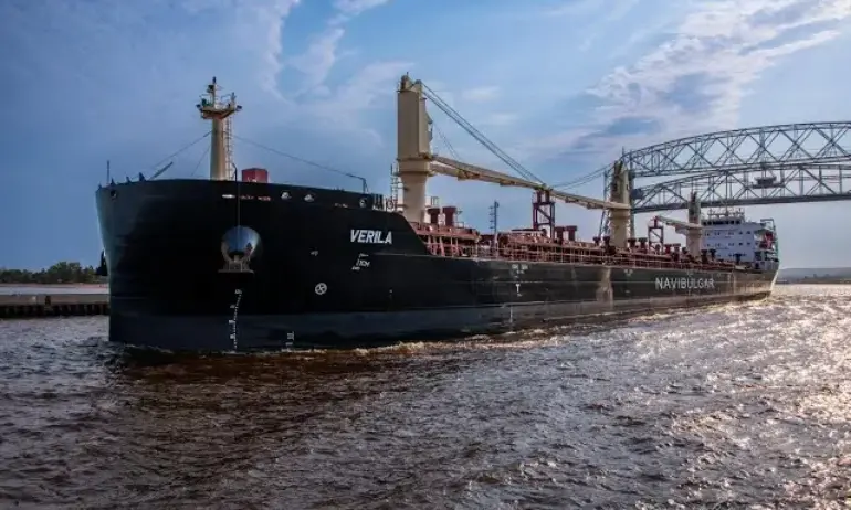 Задържаха български кораб в Ирландия, подозират трафик на наркотици - Tribune.bg