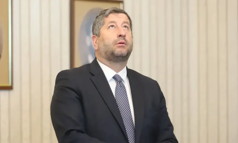 Христо Иванов за скандалния запис: Ние сме професионални политици - Tribune.bg