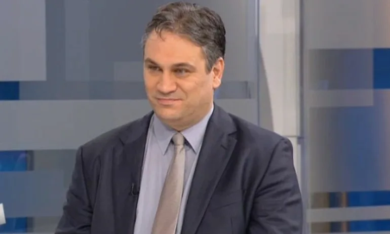 На Трибуната – Председателят на КПКОНПИ: ВКС променя волята на законодателя, не е правилно - Tribune.bg