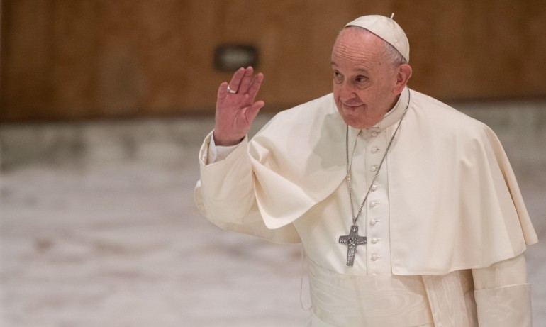 Папата: Подкрепяйте децата си дори да са гей! - Tribune.bg