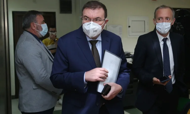 В Благоевград и Търговище има пик на заразени с коронавирус – над 120 души на 100 хиляди - Tribune.bg