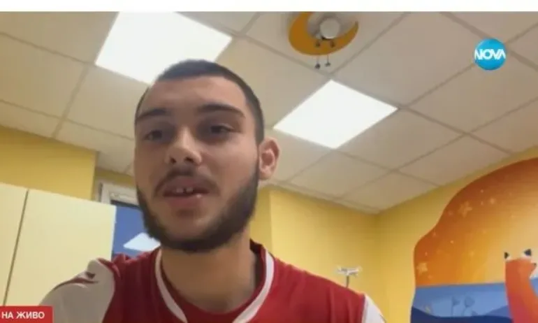 Наръганият с нож футболист на ЦСКА се възстановява бързо: Ножът не се виждаше, всичко стана за секунди - Tribune.bg