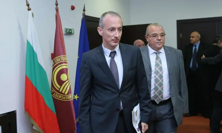 Три министерства се заемат с проблемите на УНСС - Tribune.bg