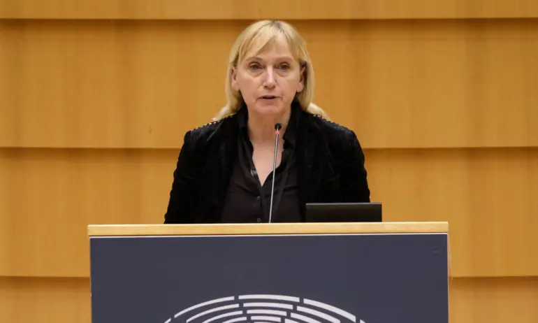 Елена Йончева прие номинацията на ДПС-Благоевград: Признание за всичко, което съм постигнала - Tribune.bg