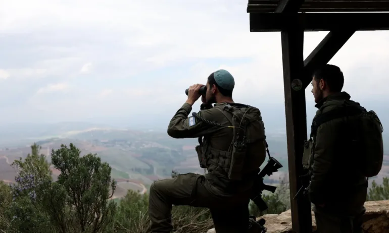 Израел е ударил 16 самолета на спецчастите Кудс - Tribune.bg